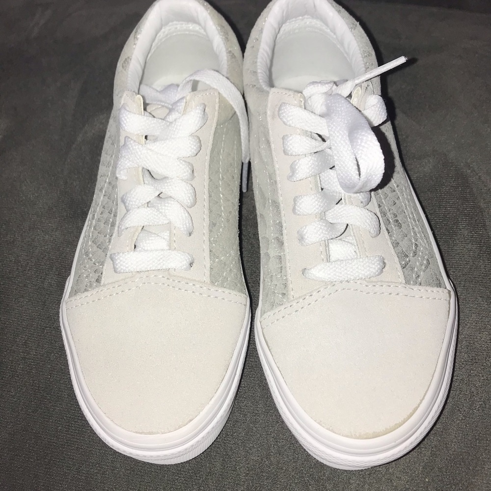 Girls Vans - Picture 2 of 2